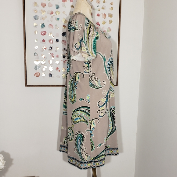 Alfani taupe and green paisley dress size PM - Picture 4 of 7